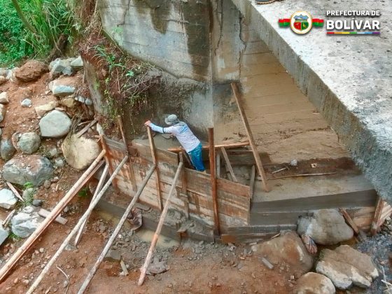 MANTENIMIENTO DEL PUENTE EN EL RECINTO SAN CARLOS, CANTÓN ECHEANDÍA.